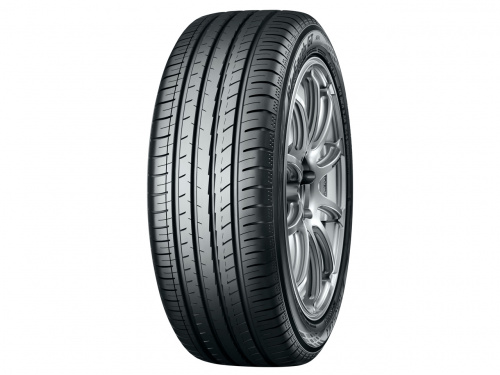 235/45 R18 YOKOHAMA Bluearth-GT AE51 94W
